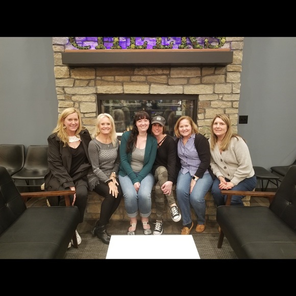 Meet your Posher, Andrea - Picture 7 of 16